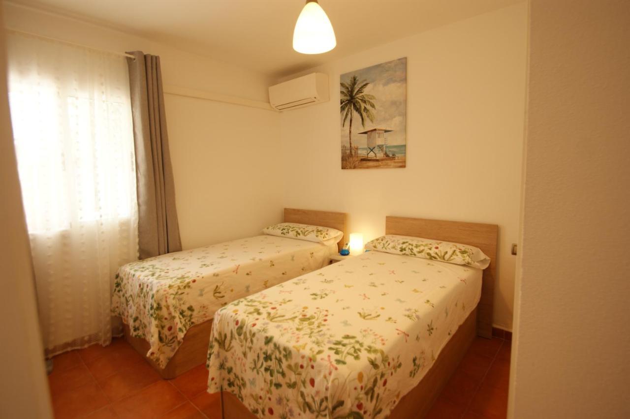 Casa A 400M De Playa, 3 Habitaciones, 2 Banos Y Jardin 베라 외부 사진