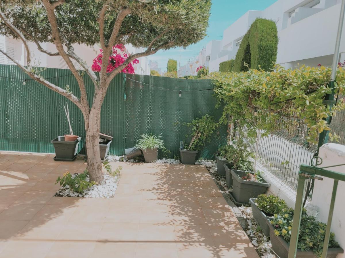 Casa A 400M De Playa, 3 Habitaciones, 2 Banos Y Jardin 베라 외부 사진